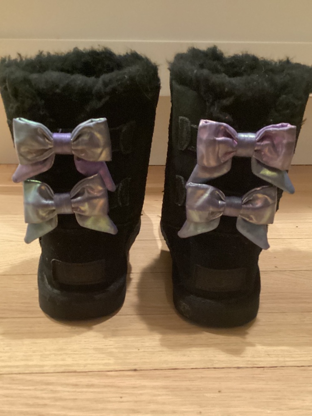 Girls Uggs Size 12